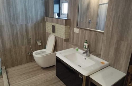 Kailash Colony Casa | Aaron Residency