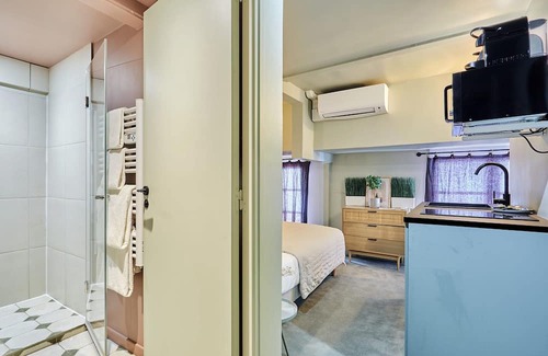 Strasbourg -Saint-Denis Apartamento | Charming Air-conditioned Studio in the Center of Paris