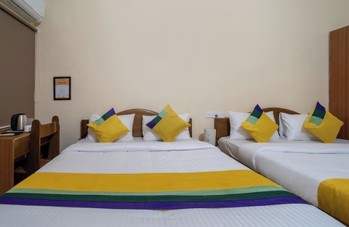 Erode Hotel | Itsy Hotels Everest Leela Residency