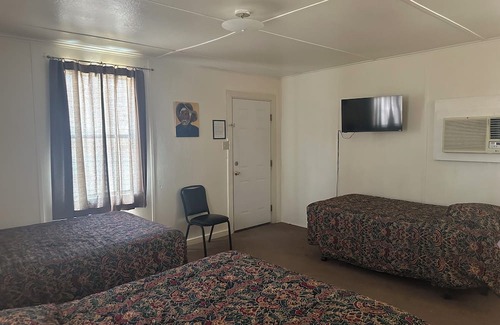 Study Butte-Terlingua Hotel | Chisos Mining Co Motel