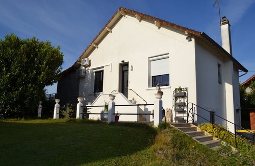Hauterive Casa | Atypical country house
