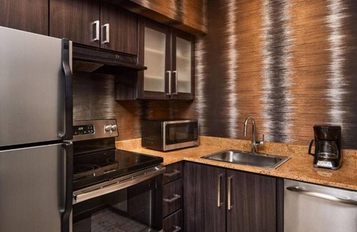Downtown Denver Casa | Recharge at our extended stay hotel in downtown Denver