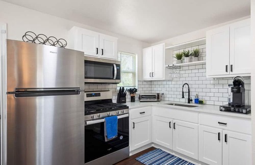 Wichita Falls Casa | COZY ALL-AMERICAN BUNGALOW