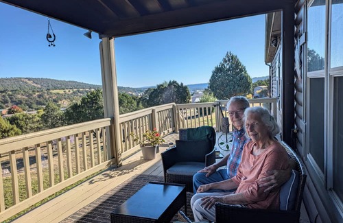 Alto Casa | Remote 3-bedroom home very close to skiing, dining, and shopping in Ruidoso, NM