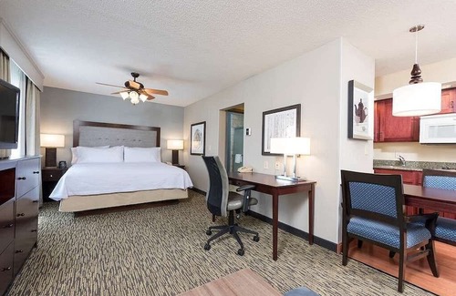 Indianapolis Hotel | Homewood Suites Indianapolis Northwest
