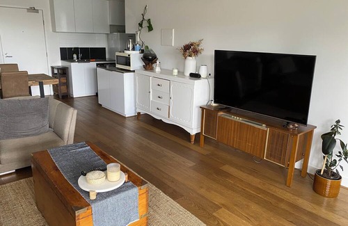 Abbotsford Apartamento | Quiet Sancturary in Abbotsford next to the river