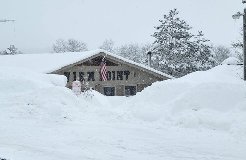 Gordon Cabina | Snowmobile paradise! 2.5 hrs-Twin Cities Charming 2bedroom cabin, Gordon Minong