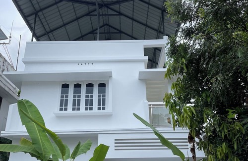 Kochi Casa | 3-bedroom independent bungalow in Kochi