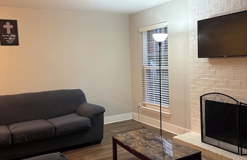 North Raleigh Apartamento | Chic 1-bedroom with WiFi and AC in fantastic Raleigh