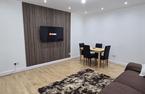 Newcastle-upon-Tyne Apartamento | BRAND NEW|Free WiFi & Parking|5 Min to city centre