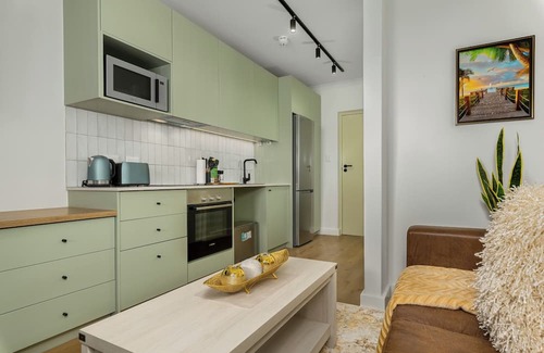 Sea Point Apartamento | The Sage | Chic Studio in Vibrant Sea Point | Views | WIFI