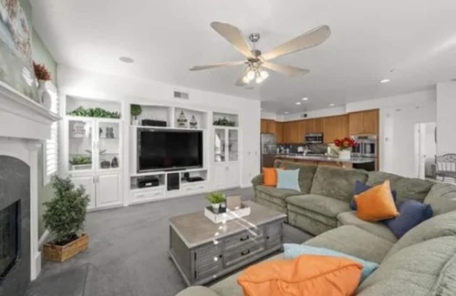 El Cajon Casa | Charming 4-bedroom house with WiFi and AC in El Cajon