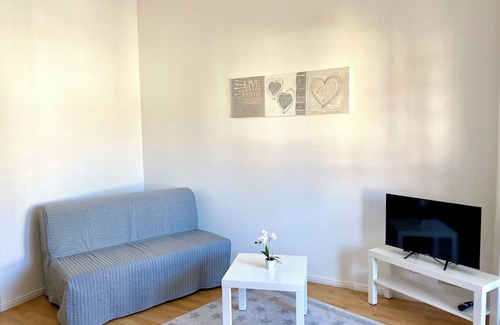 Prien am Chiemsee Apartamento | Apartment 42sqm with balcony and mountain view