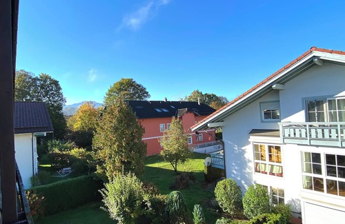 Prien am Chiemsee Apartamento | Apartment 42sqm with balcony and mountain view