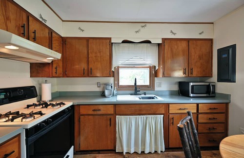 Brill Cabina | Cozy cabin in beautiful Sarona, WI, located just minutes away from Long Lake.