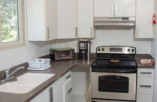 Bagope Condominio | Cozy Fully Equipped Condo 3BR -7min walk from Lakenn