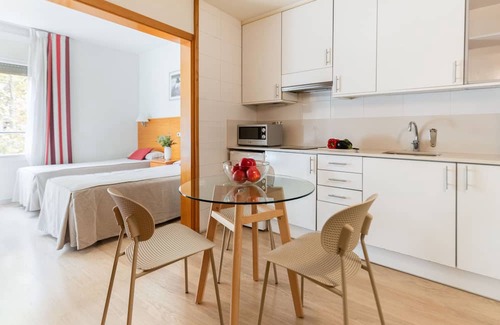 El Baix Guinardo Apartamento | Weflating SANT PAU - Standard Apartment