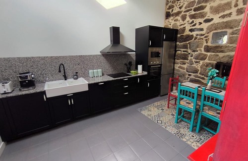 Os Peares Cabaña | Centennial house 1.4 km from Os Peares Xiravai. RIBEIRA SACRA.