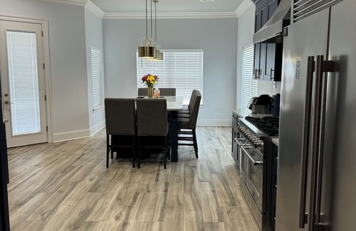 Braithwaite Casa | Spacious 4 bedroom home minutes from downtown New Orleans.