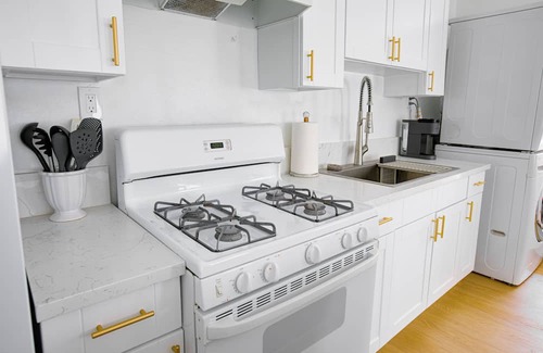 Granada Hills Apartamento | Private Studio Granada Hills| Near CSUN, Universal