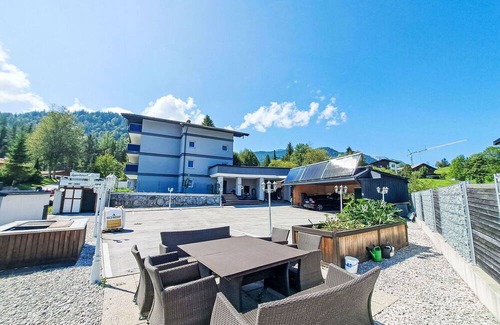 Steinberg am Rofan Apartamento | Nice apartment for 10 guests with WIFI, patio, pets allowed and parking