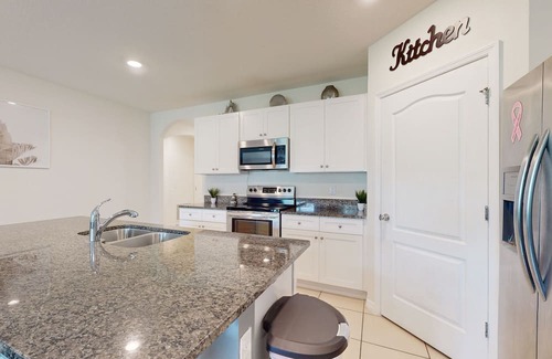 Meadow Woods Casa | Family-friendly home with WiFi, stainless steel appliances, & spacious yard