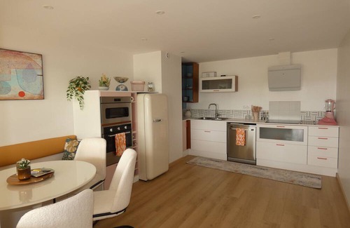 Bilieu Apartamento | LAC CASA 60 - gîte with beach and terrace overlooking the lake