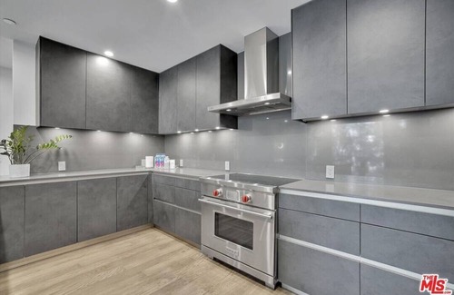 Beverly Grove Condominio | Quiet Luxurious 2-bed/2Bath in the heart of West Hollywood