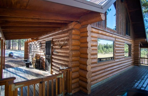 Alpine Cabina | Peaceful Majestic Mountain Cabin