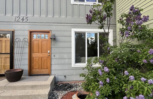 Wonderland Hills Casa | 3-bedroom NOBO townhome in beautiful Boulder with AC, WiFi. Enjoy your stay!