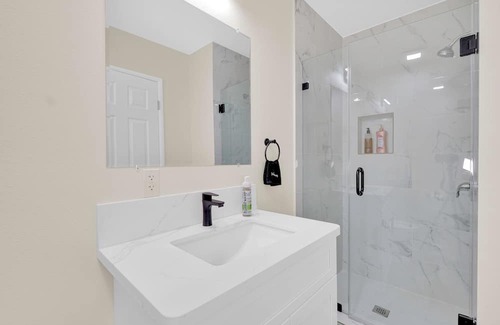 Covina Apartamento | BackpackersApt/1B1B/Central/Coffee/WI-FI/Freeparking