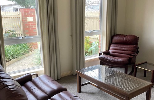 South Geelong Casa | BRILLIANT POSITION, IMMACULATELY MAINTAINED