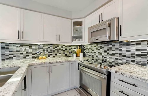 Halton Regional Municipality Casa | Stylish with outdoor hot tub - Golf and Ski