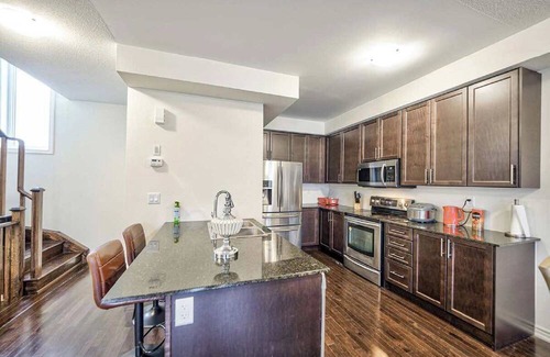 Ajax Casa | Entire home 3 bed 2 washroom in Ajax (GTA Toronto)
