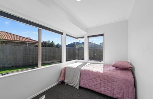 Mount Maunganui Cabaña | Urban Charm - Mount Maunganui Downstairs Apartment