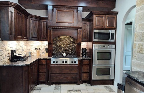 Shady Shores Casa | Lakeside Retreat: Hot Tub, Game Room, Waterfront