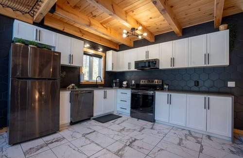 Matawinie Regional County Municipality Casa | Synergie des Pins | Private Domain | 30 guests