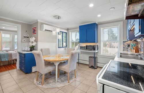 Sagamore Casa | Pool and Playground in Sagamore Ma