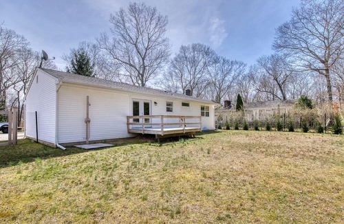 Springs Cabaña | Charming cottage with 3 bedrooms and WiFi, AC in welcoming East Hampton Springs