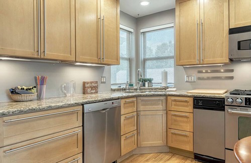 St. Charles Historic District Casa | Bungalow Bill Pool Side Retreat