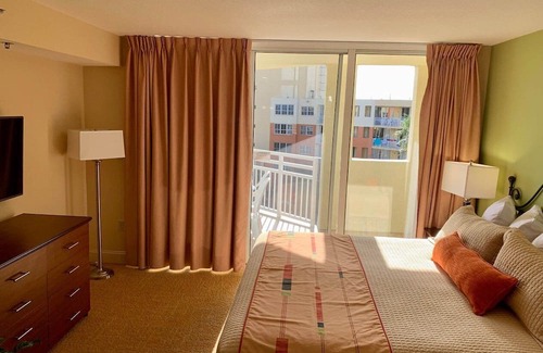 Weston Complejo | Luxury one bedroom and one bathroom unit with full amenities