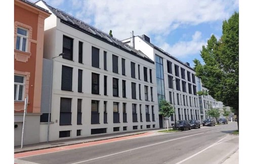 Wiener Neustadt Apartamento | Euphoria: Zentral Parkplatz Küche Netflix