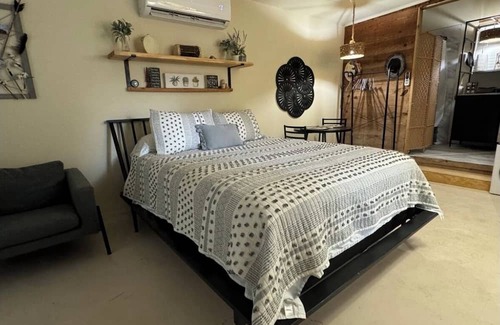 Amistad National Recreational Area Apartamento | Casa Sol. Guest Room near downtown Del Rio.
