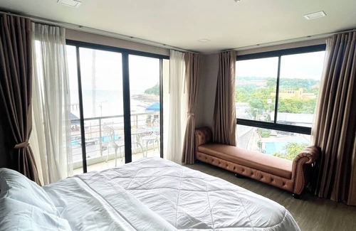 Saen Suk Condominio | The High one condominium ที่พักผ่อนหย่อนใจวิวทะเล