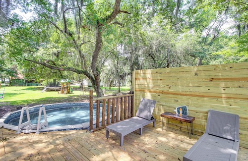 Fleming Cabina | Lakefront Getaway: Pool & Dock ~ 31 Mi to Savannah