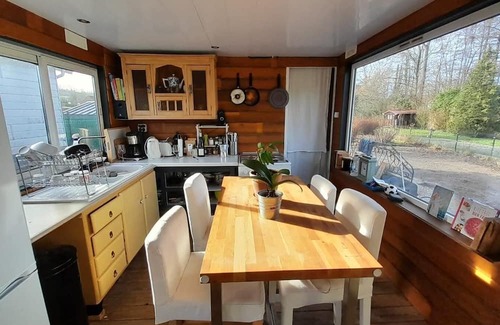 Cavron-Saint-Martin Casa | "Le Petit Cavron" Charming and authentic mobile home! Pets welcome.