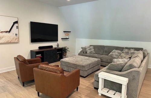 Ridgeville Casa | Serenity at the Lowcountry Loft - 3-bedroom barn in Ridgeville