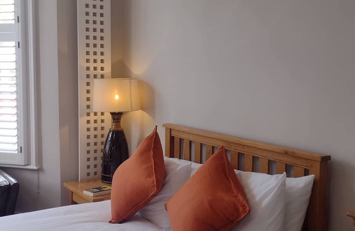 Charlton Apartamento | Cosy garden flat in Greenwich, London (near O2 Arena).