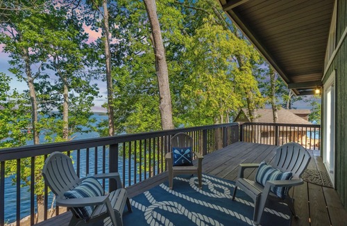 Woodstock Casa | Reunion Point! Lake House with Dock!