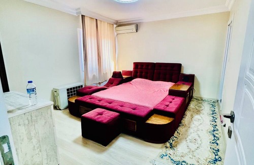 Beylikduzu Apartamento | 3+1-bedroom apartment in amazing Istanbul with AC, WiFi near to grocery Store